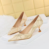 Chic High Heels Pumps Metal heel Pointed Toe Black Shoes